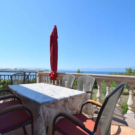 Pampas Apartment Omišalj